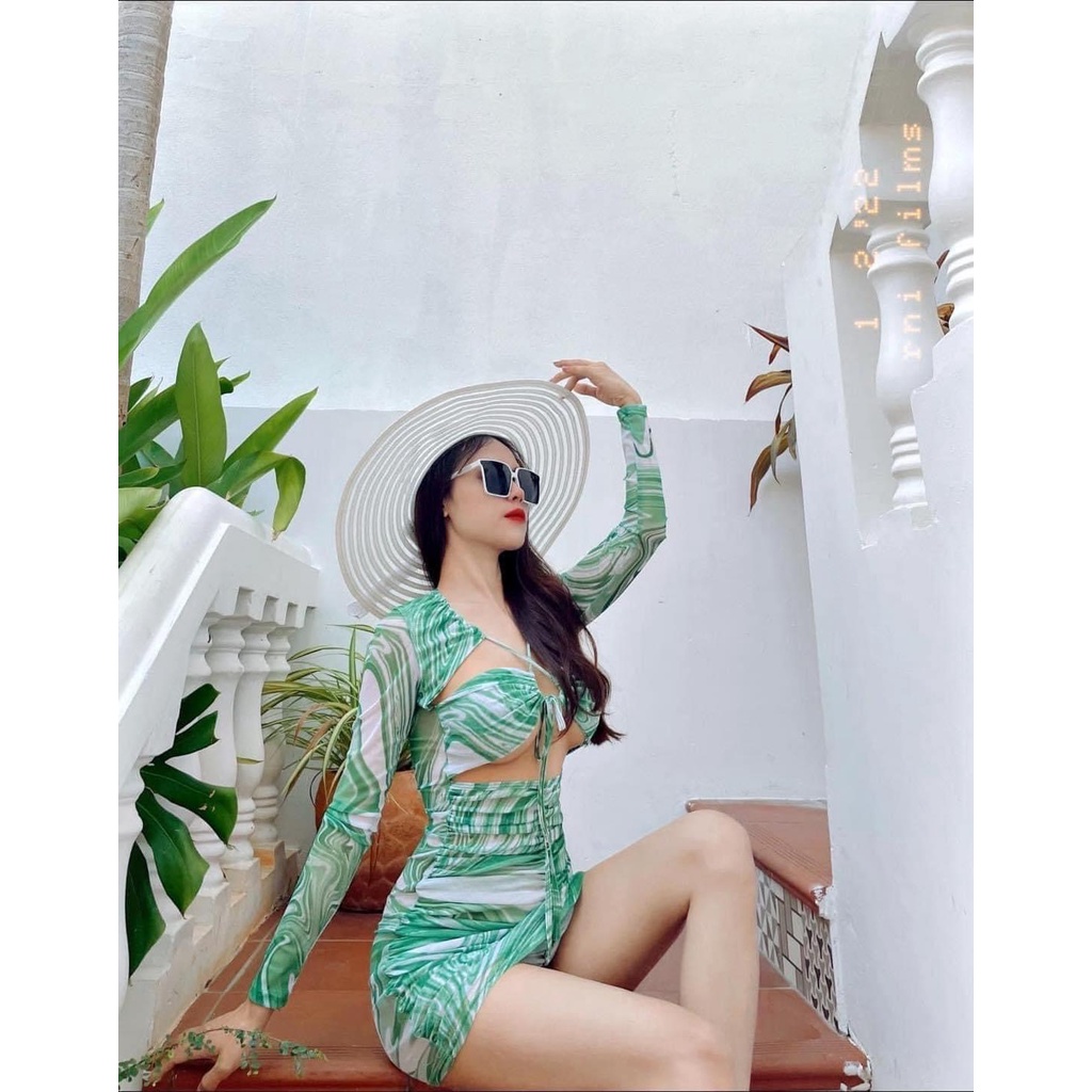 Set bikini loang xanh dành cho những nàng kín đáo đây ạ,kín đáo nhưng vẫn có phần cá tính nha các nàng