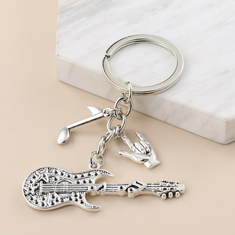 Móc khóa hình cây đàn ghita I Love You kiểu dáng mới