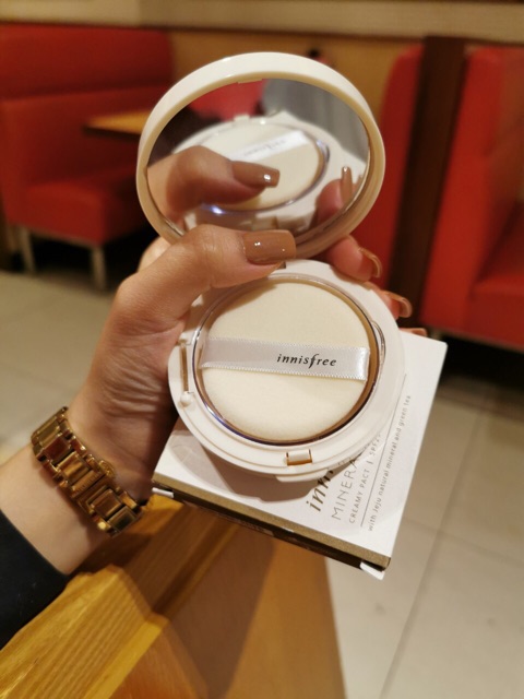 Phấn Phủ Innisfree Mineral Creamy Pact SPF25 PA++