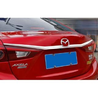 Ốp tay mở cốp Mazda 3 sedan 2015-2019
