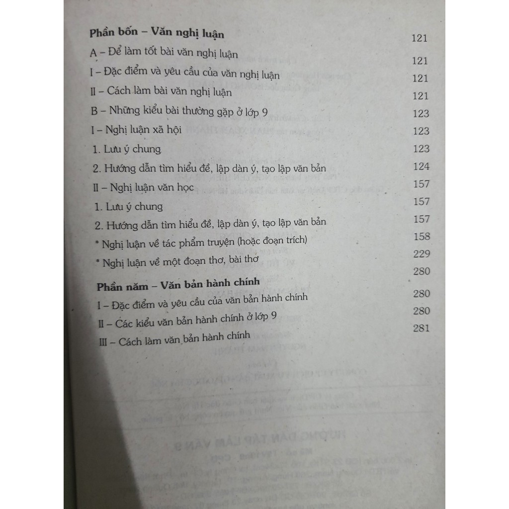 Sách - Hướng dẫn tập làm văn 9