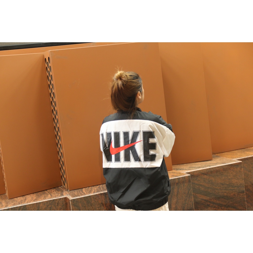 Áo Khoác Jacket Nike Swoosh Vintage To Nam Nữ Vải Dù 2 Lớp Cao Cấp v2 LBsar