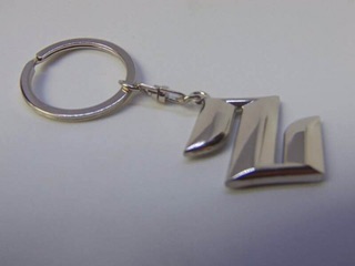 Móc khoá logo suzuki