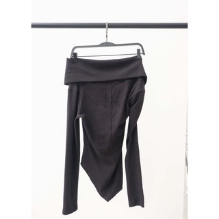 COCO SIN - Body Suit Đen Lệch Vai