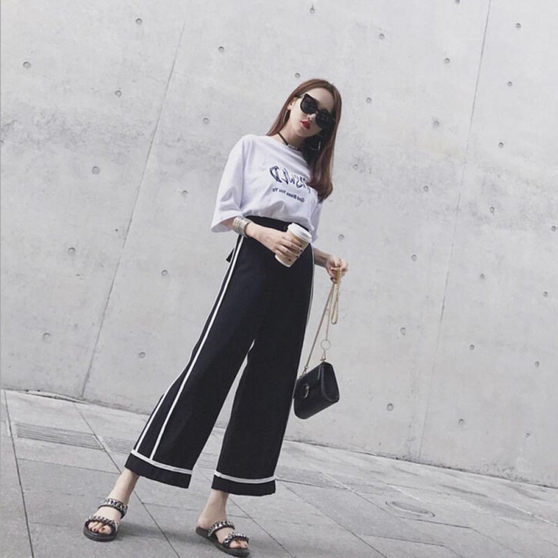 Set áo thun tay lửng cổ tròn kèm quần dài ống rộng thời trang năng động cho nữ
