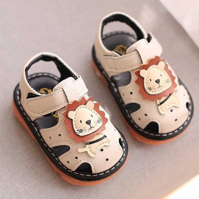 Mẫu 2022_Sandal tập đi, dép tập đi cho bé,đế mềm cho các bé mới tập đi hình Sư tử đáng yêu