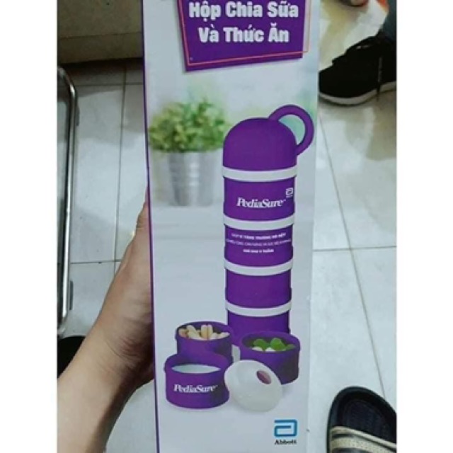 Hộp chia bột sữa pediasure