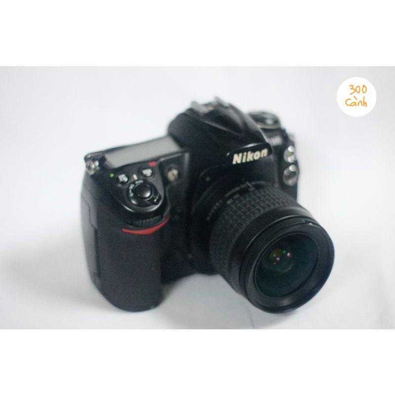 Máy Ảnh DSLR Nikon D300 Kèm Lens AF 28-80 f3.3-5.6G Cũ
