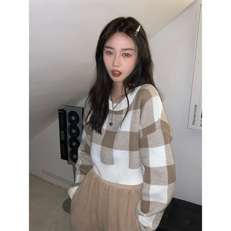 Áo Dệt Kim Cổ Thuyền Ngắn Họa Tiết Kẻ Sọc Màu Tương Phản Thời Trang Hàn Quốc