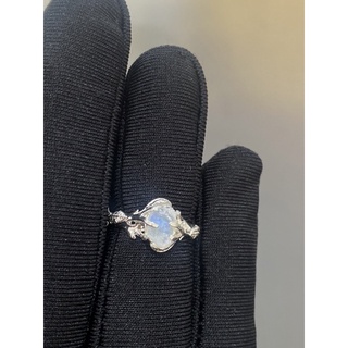 Nhẫn bạc 950 đ.á moonstone t.h.ô!
