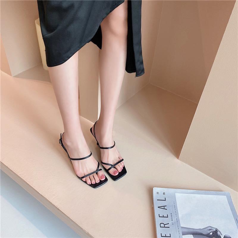 Sandal quai mảnh xỏ ngón gót nhọn 6P