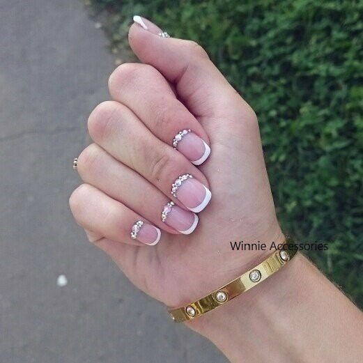 Vòng tay nữ titan love vàng gold