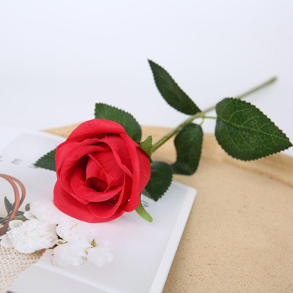 Bó Hoa Hồng Giả Trang Trí Tiệc Cưới