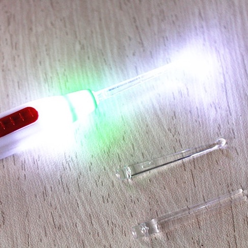 Cây lấy ráy tai có đèn phát sáng, Ngoáy tai có đèn 3 đầu tiện lợi