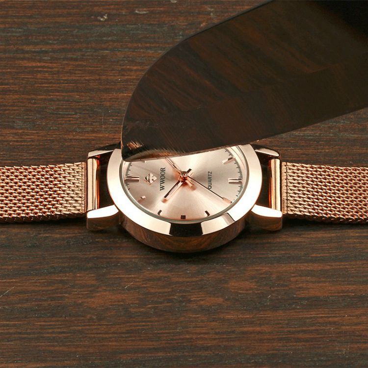 Đồng Hồ Nữ WWOOR Dây Nhuyễn Cao Cấp Kính Tráng Sapphire Chống Xước Tốt 8823 | BigBuy360 - bigbuy360.vn