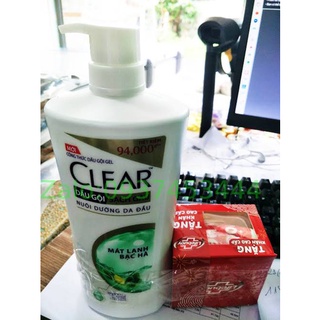 Dầu gội sạch gàu mát lạnh bạc hà Clear 900g tặng khăn tăm