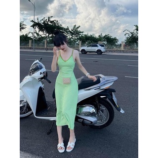 Đầm body dài sọc xanh - đen 2 dây