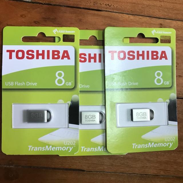 USB Toshiba U202 mini vỏ kim loại 8gb, SX PHILIPPINES, BH 5 năm