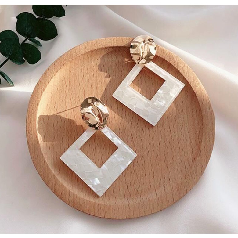 Khuyên Tai Hình Học acrylic Kim Cương Đơn Giản Khí Chất Phong Cách Âu Mỹ