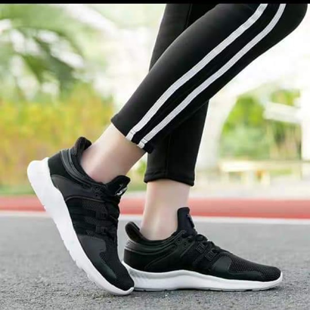 Giày tt nữ