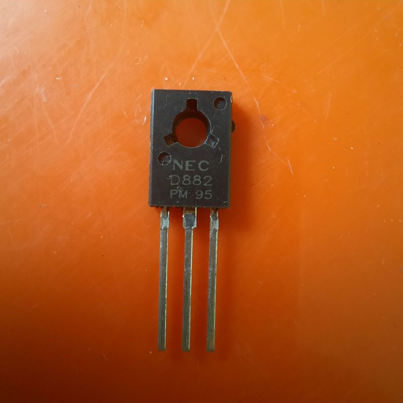 transistor D882 TO-126 30V 3A NPN ( mới và tháo máy)