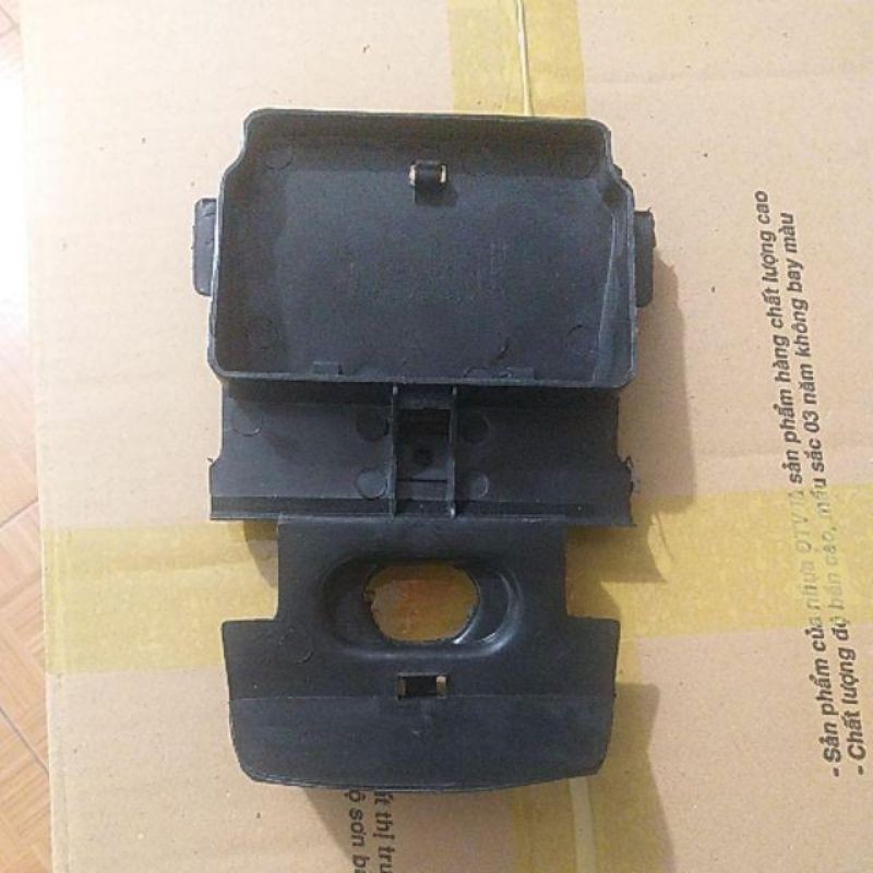 Cốp đồ xe máy . máng để đồ xe dream