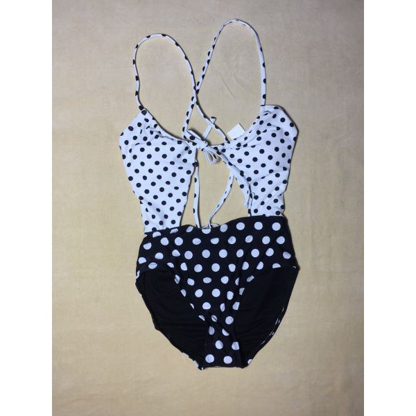 Đồ bơi nữ 1 mảnh bikini dây chéo lưng hiệu Hula Honey màu đen trắng chấm bi size M chính hãng