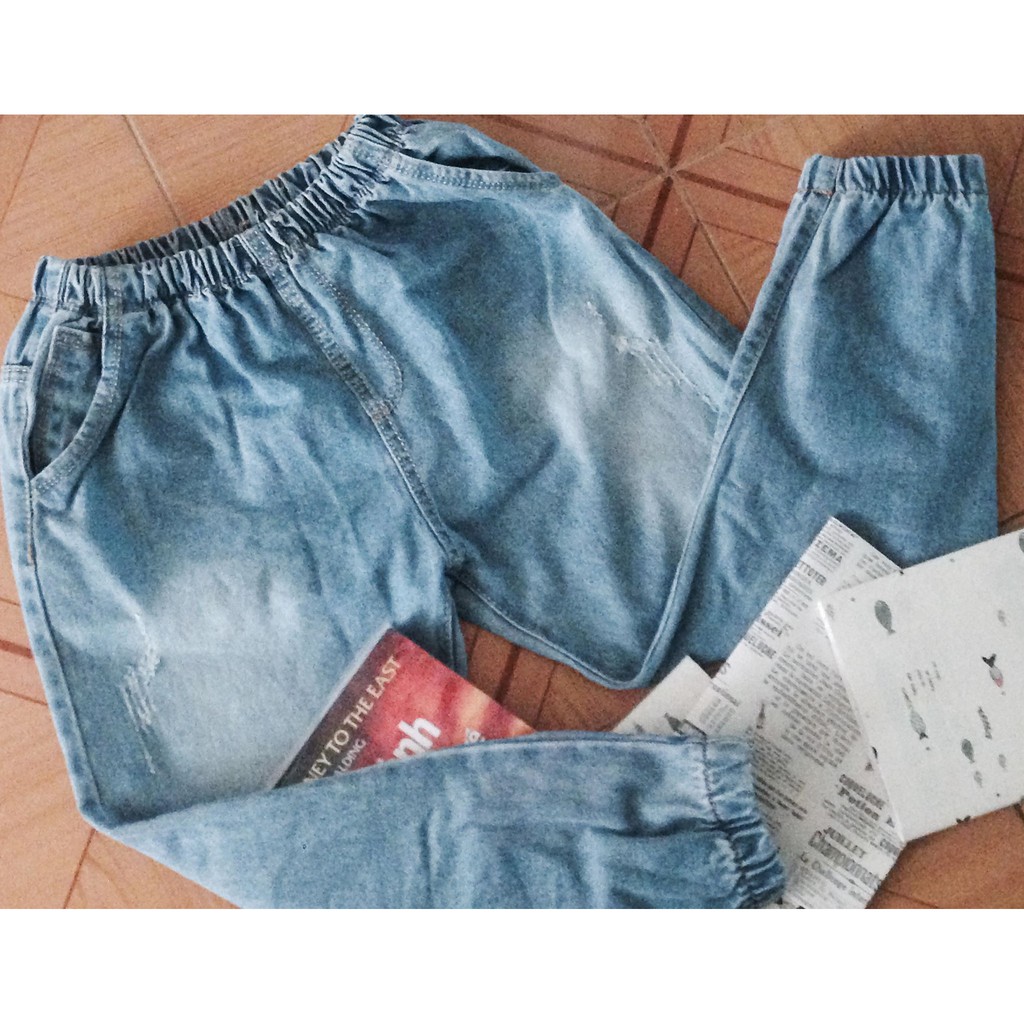 - QUẦN JEAN BAGGY LƯNG THUN XANH NHẠT TÚM ỐNG