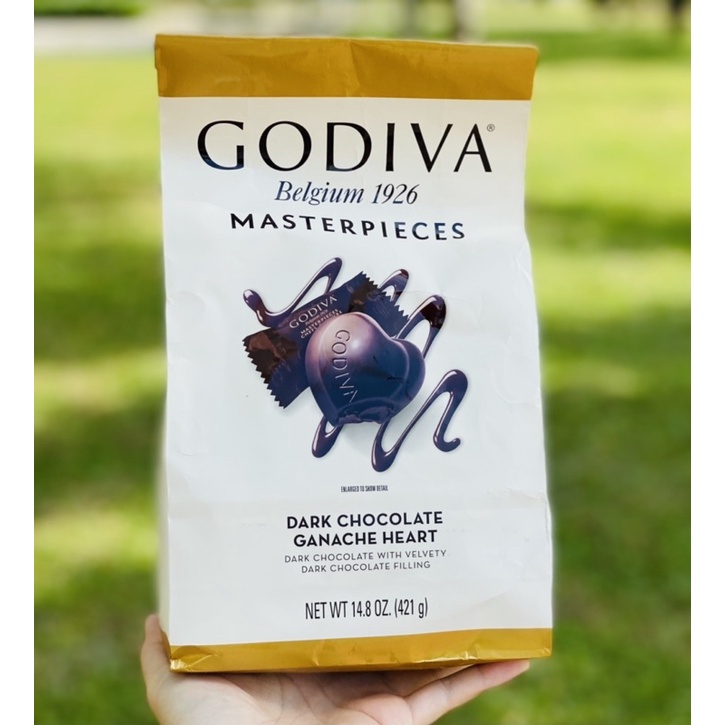Socola GODIVA Bỉ Godiva MASTERPIECES Dark Chocolate Ganache Heart 415g