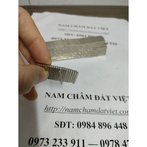 Nam châm dài 15*3*2mm hình chữ nhật dài