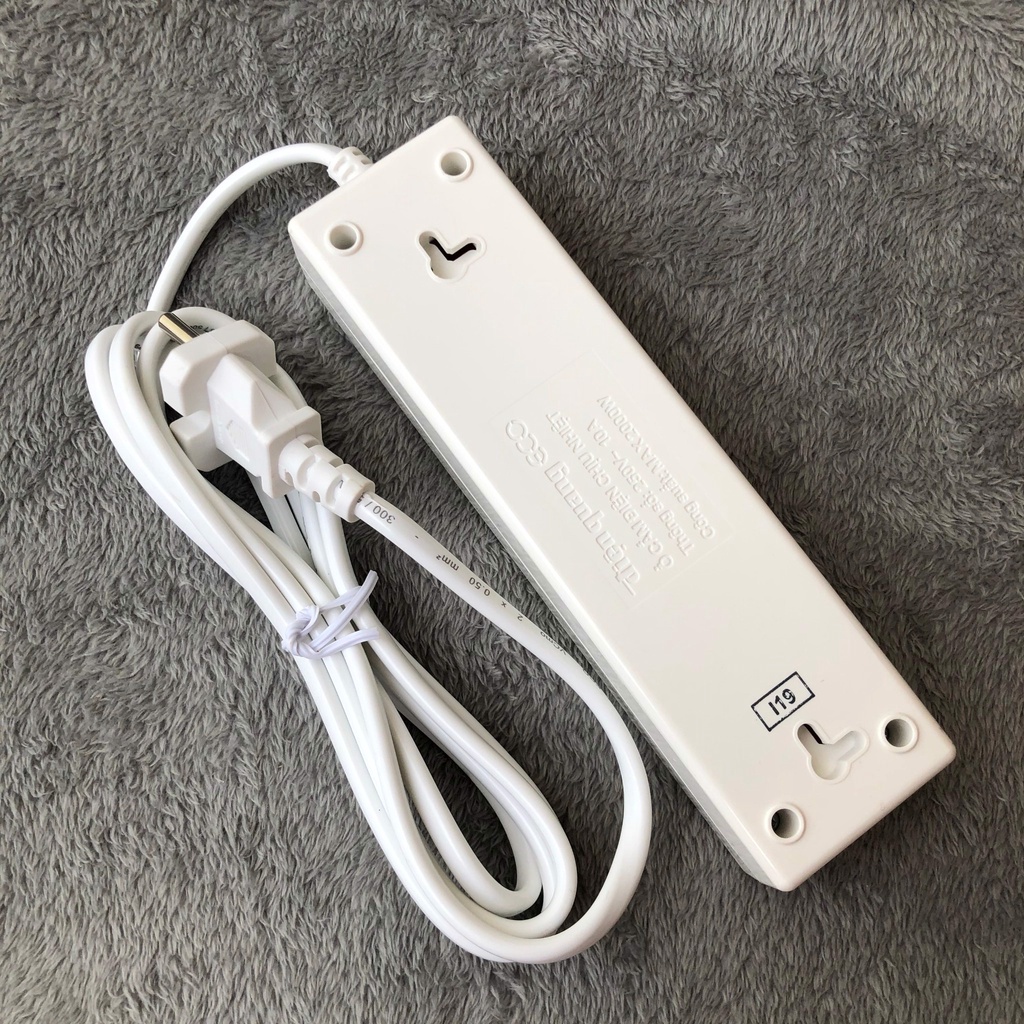 Ổ cắm điện Điện Quang, ổ cắm chịu nhiệt 3 lỗ 2 chấu ECO ĐQ ESK 32 ECO BẢO HÀNH 12 THÁNG