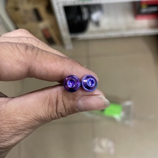 Tem titan nắp dầu Winner X