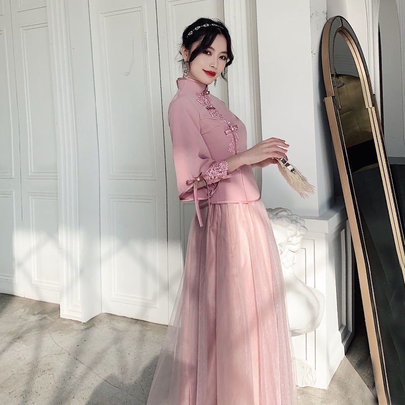 Đầm phù dâu dáng dài kiểu Trung Hoa thanh lịch sành điệu