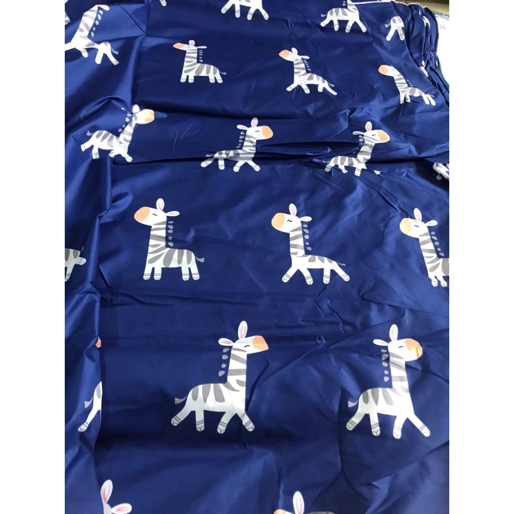 Vải Chuyên May Ga Giường,Ga Gối,May áo bọc ghế sofa,chất cotton poly,khổ rộng 2m3[mẫu hello kitty ôm dâu]