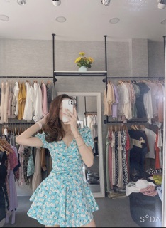 Đầm body nhún hông