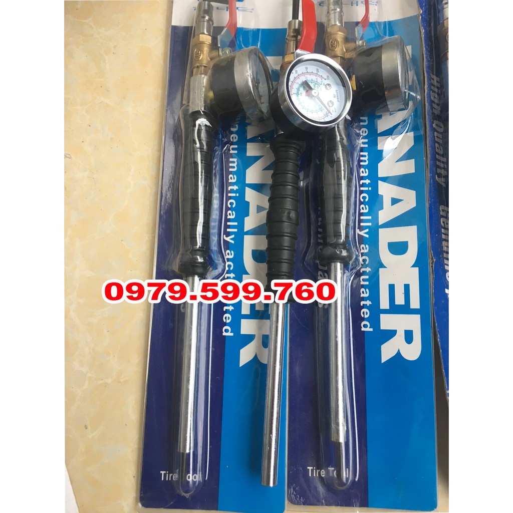 Tay bơm lốp xe tải xoáy ti van, có đồng hồ