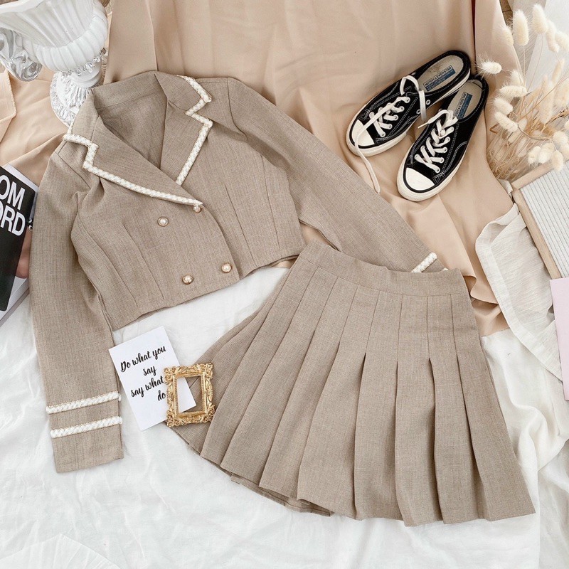SET CROP VEST NUDE VIỀN TAY DÀI + C.V XẾP Ly