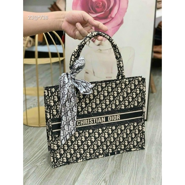 Túi Xách Nữ Công Sở- Giỏ xách  họa tiết thổ Cẩm-Dior-Kèm khăn ❣ ❣Để được laptop -size 36 -  - ❣Có ảnh thật