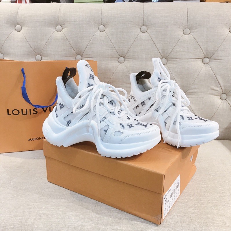 GIÀY LOIUS VUITON TRẮNG CAO CẤP SANG CHẢNH