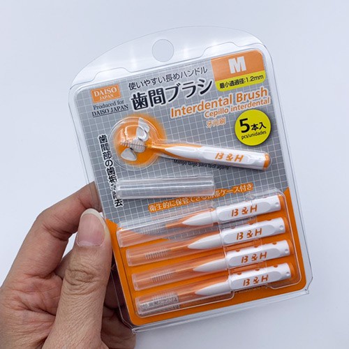 Daiso Tăm chỉ nha khoa có nắp size M 1.2mm 5pcs