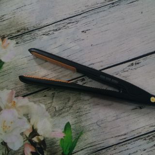 Máy kẹp thẳng bản nhỏ