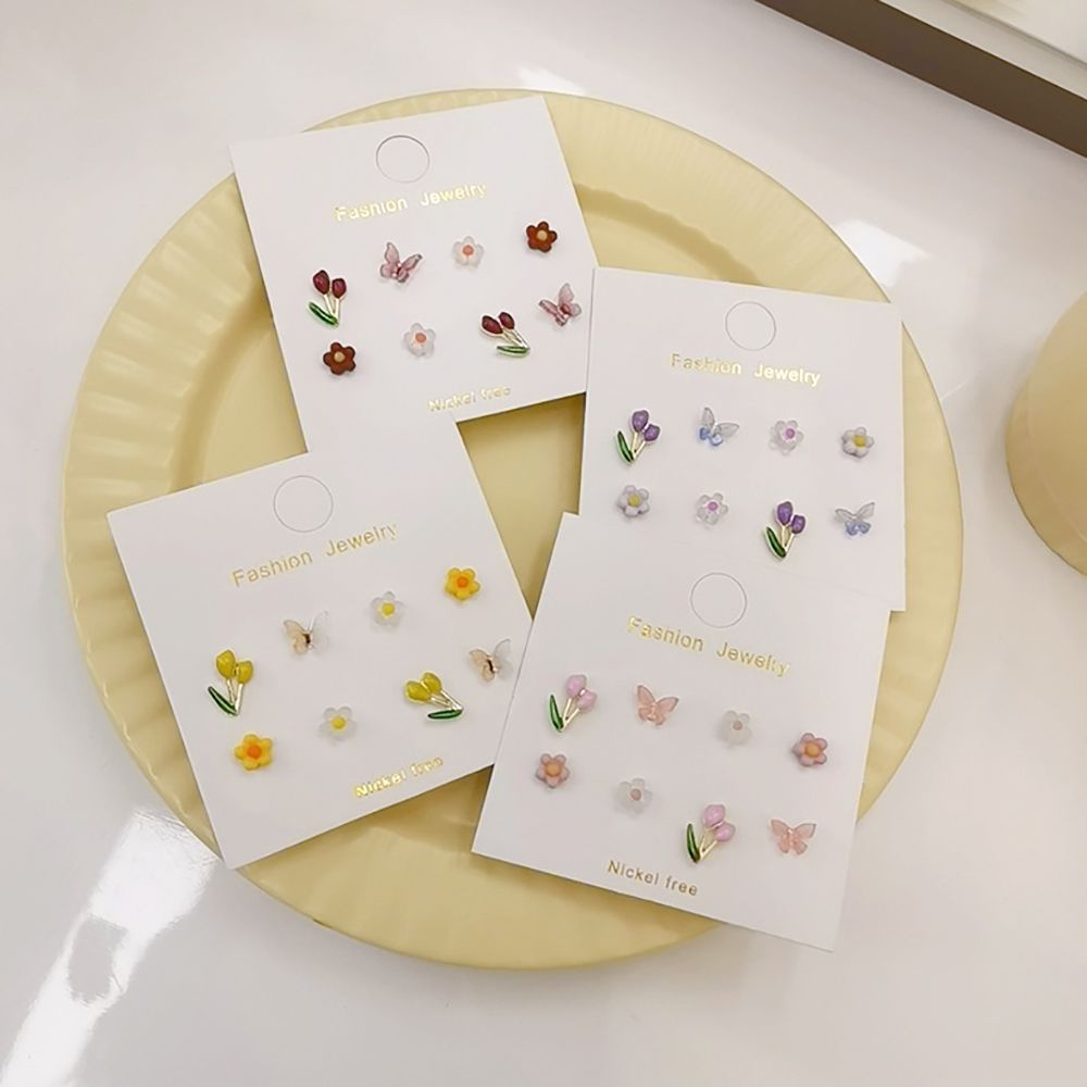 4 Đôi bông tai phối hình hoa tulip/ bướm nhiều màu dễ thương phong cách Hàn Quốc cho nữ