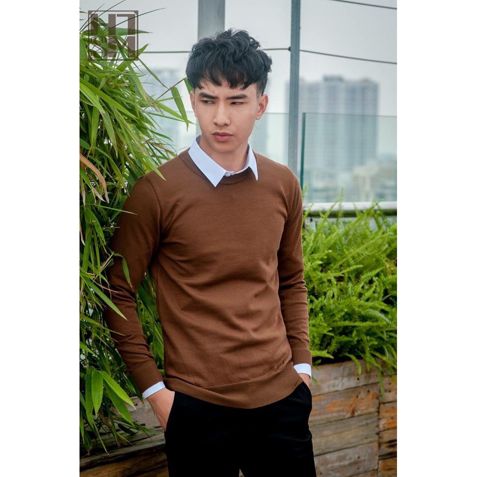 Áo len nam cổ tròn