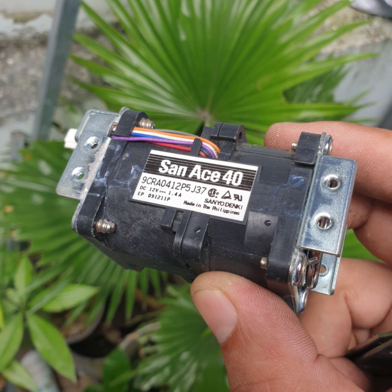 quạt turbo 4cm x 4cm , 12V , dòng 1.0A 1.4A 1.8A 2.19A gió mạnh