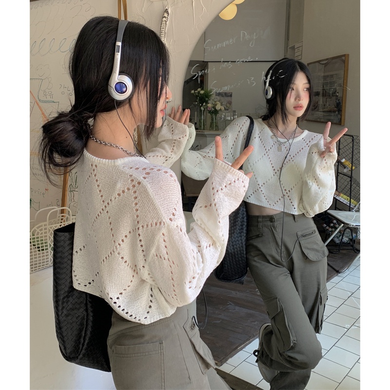 QKOOLE  Áo Croptop Dệt Kim Tay Dài Cổ Tròn Màu Ngọc Lam Phong Cách Hàn Quốc Thời Trang Cho Nữ