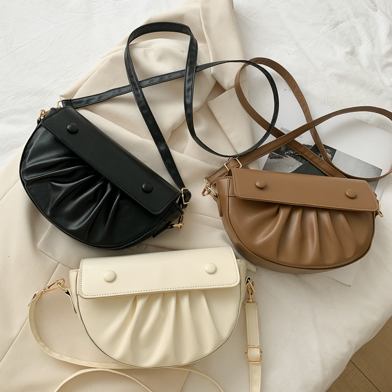 Túi đeo chéo IELGY hình đám mây xinh xắn cho nữ