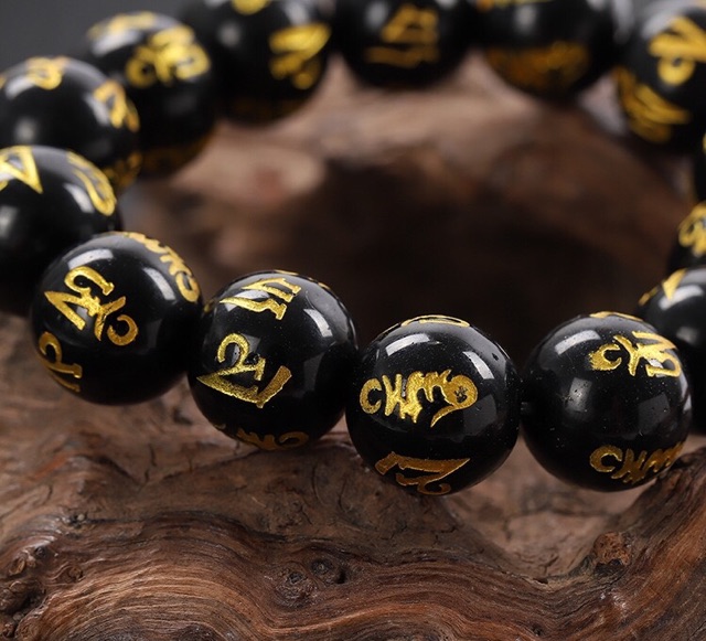 Vòng tay nam khắc Om Mani Padme Hum 16 ly