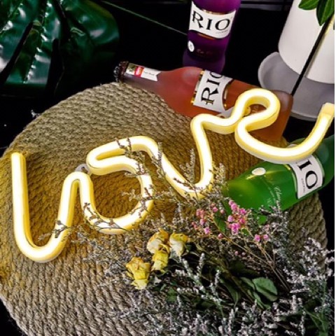 【Tặng MÓC TREO 】Đèn Led Neon trang trí hình chữ Love , làm đèn decor ,trang trí phòng ngủ MOXI. | BigBuy360 - bigbuy360.vn