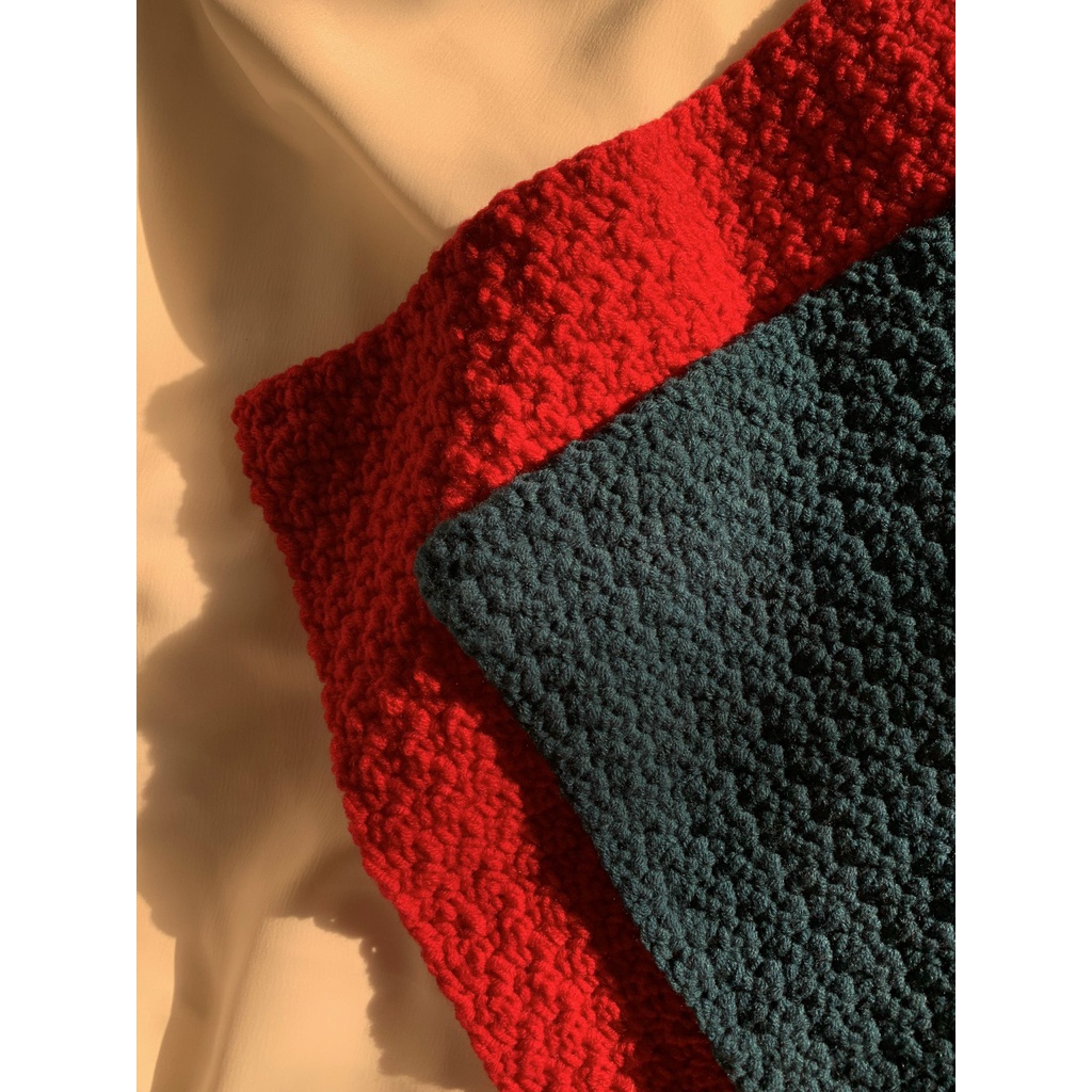 Halter Crochet Crop - Áo móc len - Ichi.sg