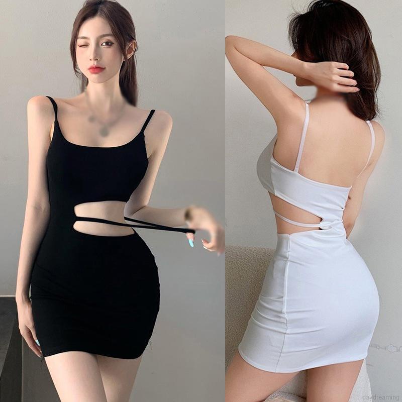 Đầm không tay dáng ôm thiết kế khoét lưng gợi cảm dành cho nữ